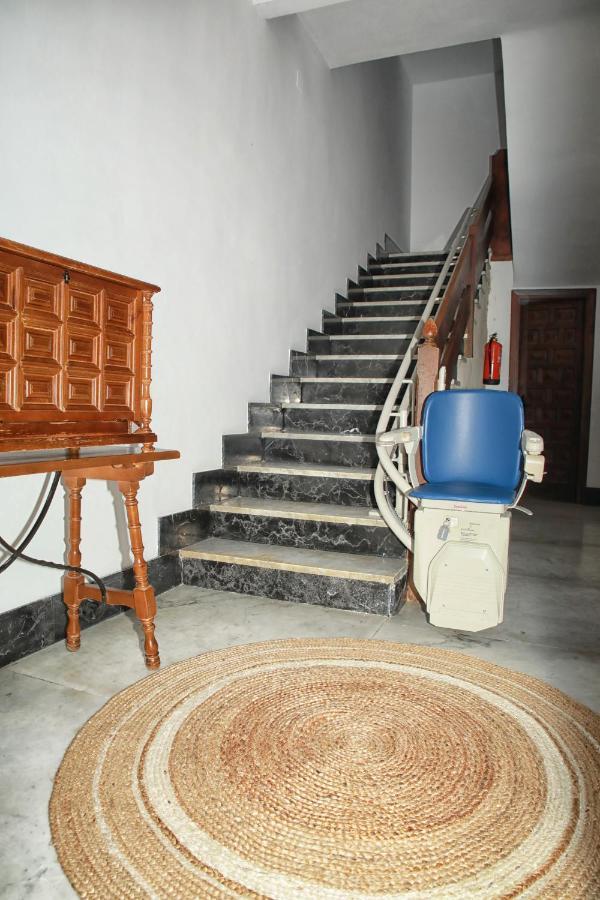Lalola Ideal Familias * Cabezuela Del Valle